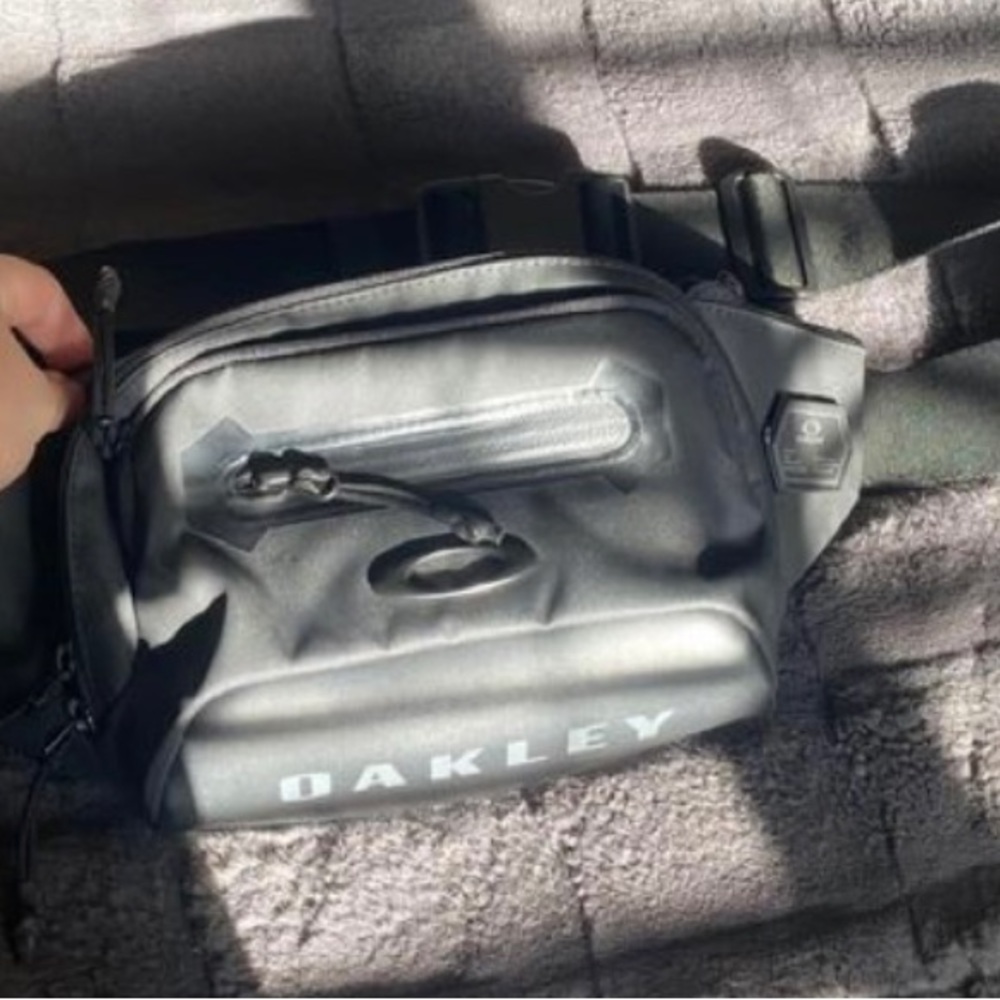 Oakley Cross Body Bag